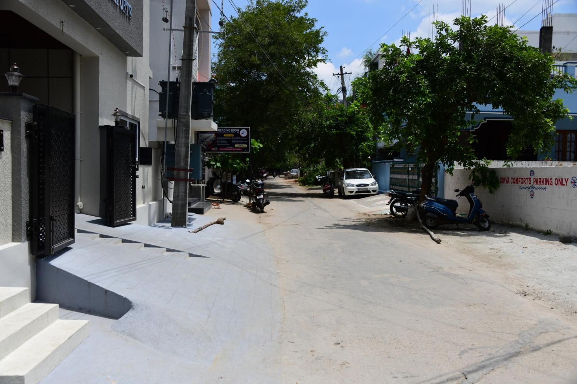 Divya Comforts- 2Bhk Tirupati Zewnętrze zdjęcie