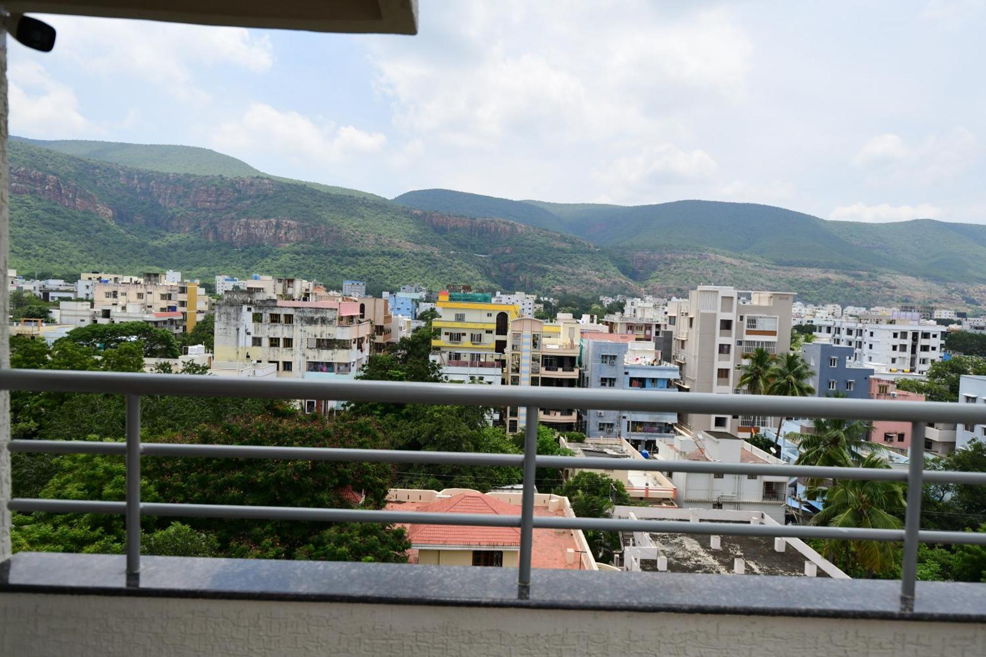 Divya Comforts- 2Bhk Tirupati Zewnętrze zdjęcie