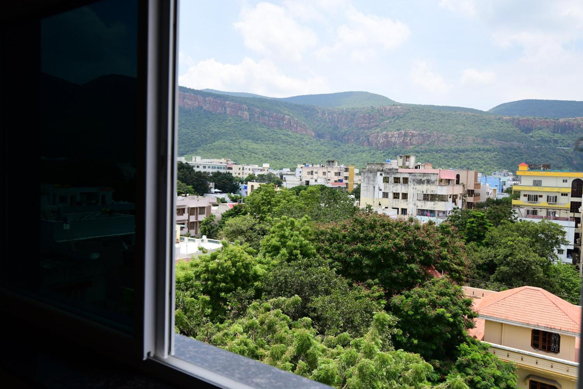Divya Comforts- 2Bhk Tirupati Zewnętrze zdjęcie